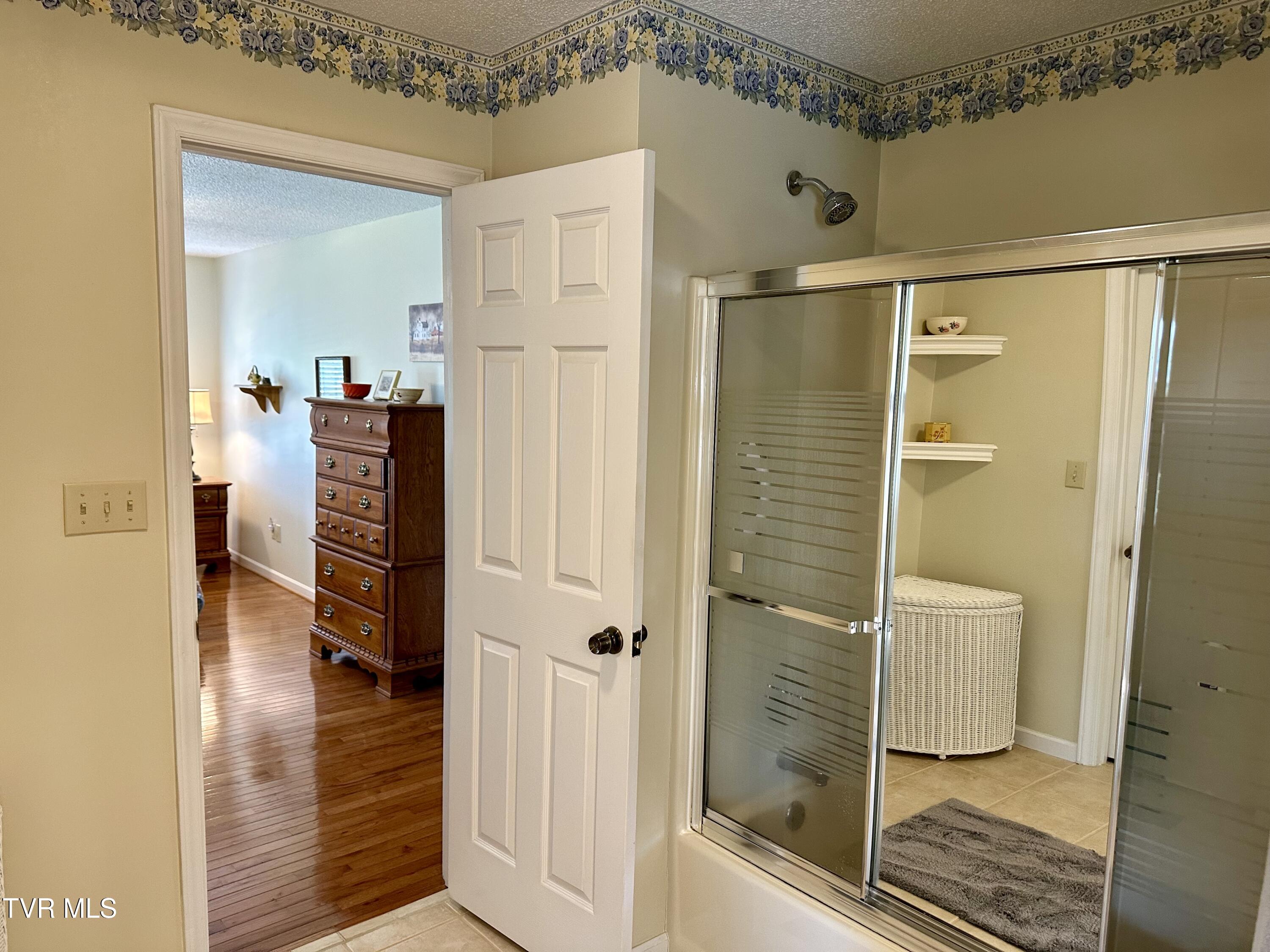 23089 Green Spring Road Abingdon, VA 24211 - Photo 52 of 61 IMG_9834