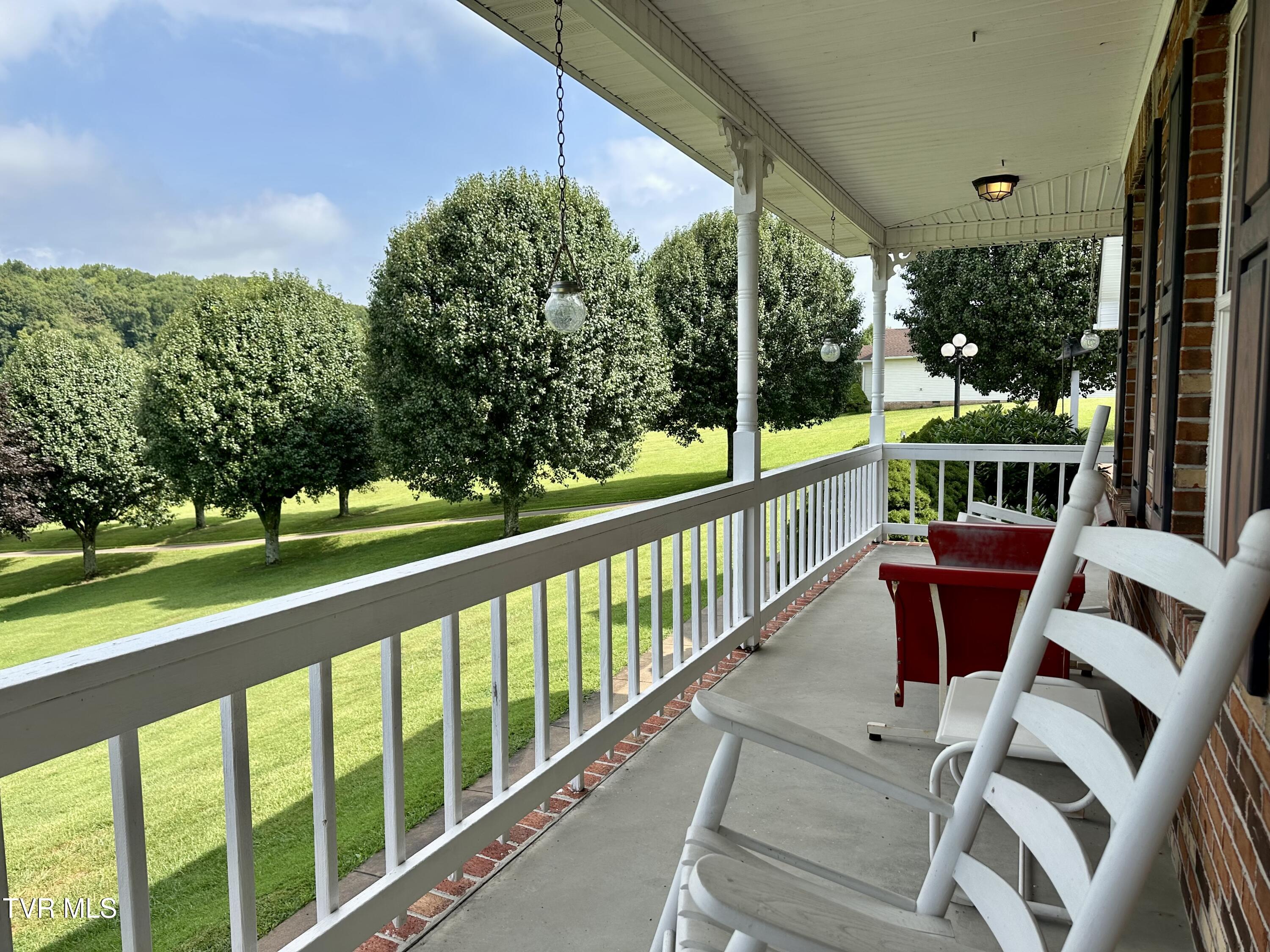 23089 Green Spring Road Abingdon, VA 24211 - Photo 6 of 61 IMG_9794