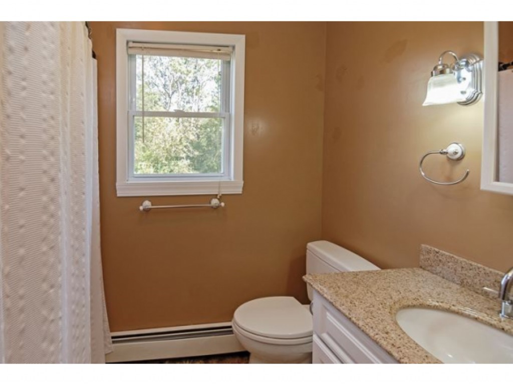 33 Hayward Road Plainfield, NH 03781 - Photo 8 of 18