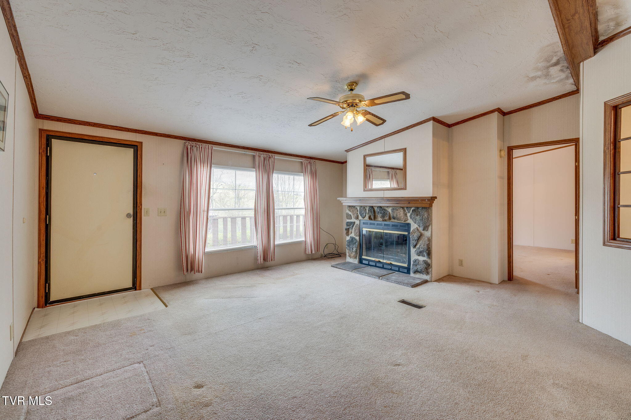 518 Kitzmiller Road Kingsport, TN 37663 - Photo 8 of 51 007