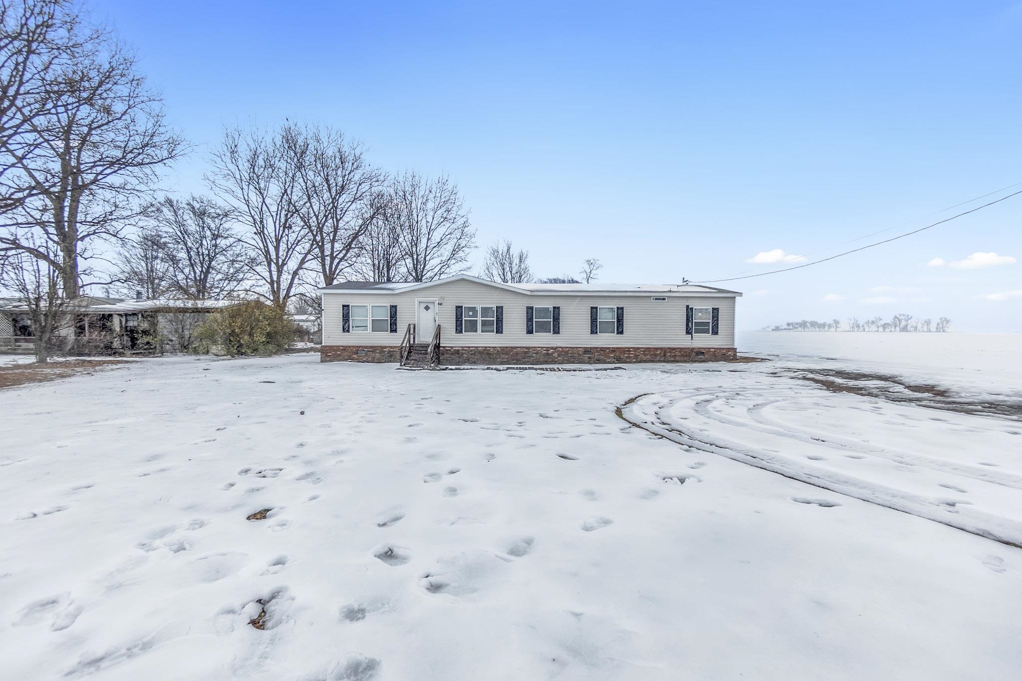 View of manufactured / mobile home