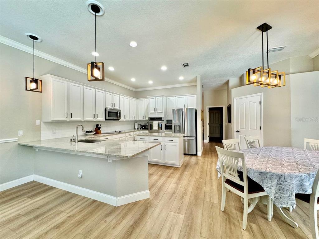 18711 Chaville Road Lutz, FL 33558 - Photo 18 of 72