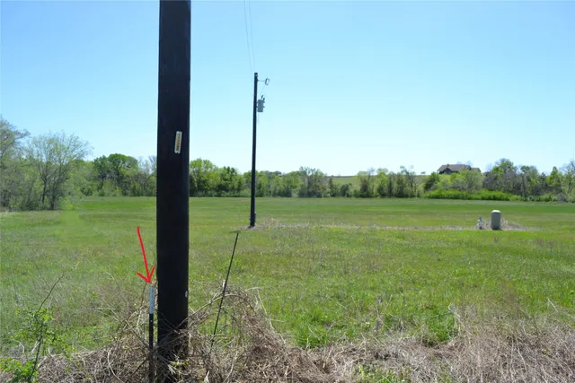 $320,000 | 5568 Bleiblerville Road, Bleiblerville, TX 78931