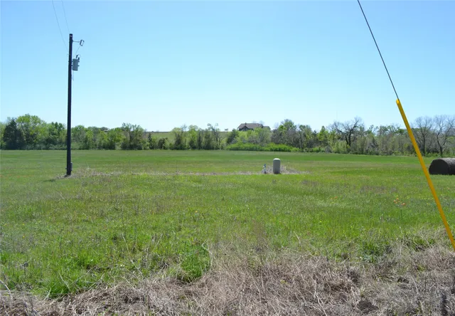 $320,000 | 5568 Bleiblerville Road, Bleiblerville, TX 78931