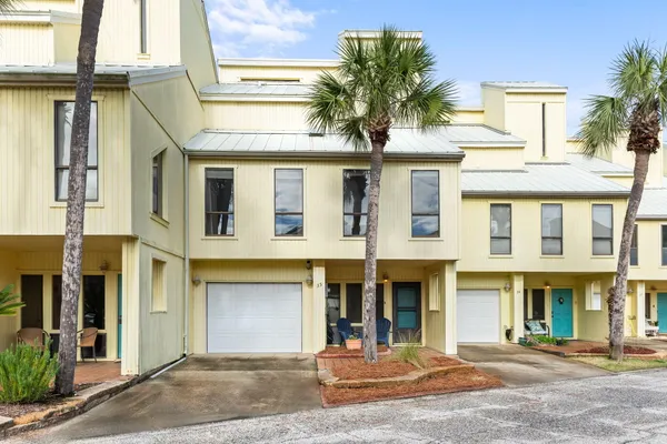 $500,000 | 8520 Gulf Boulevard, Unit 35, Navarre, FL 32566