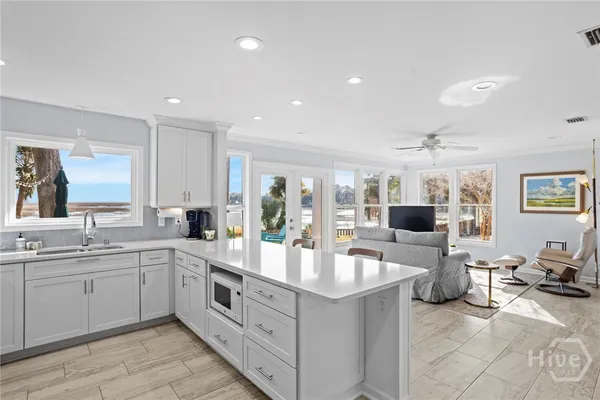 $3,500 | 1810 Walthour Road, Savannah, GA 31410