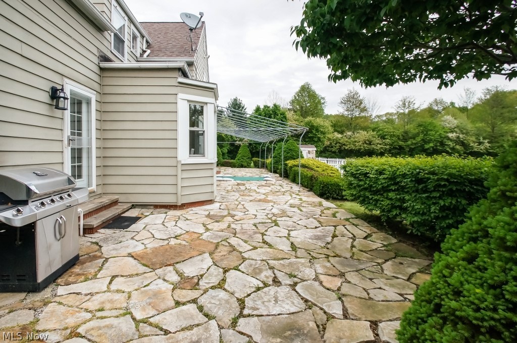 15075 Russell Road Chagrin Falls, OH 44022 - Photo 25 of 25 Gallery Image 25