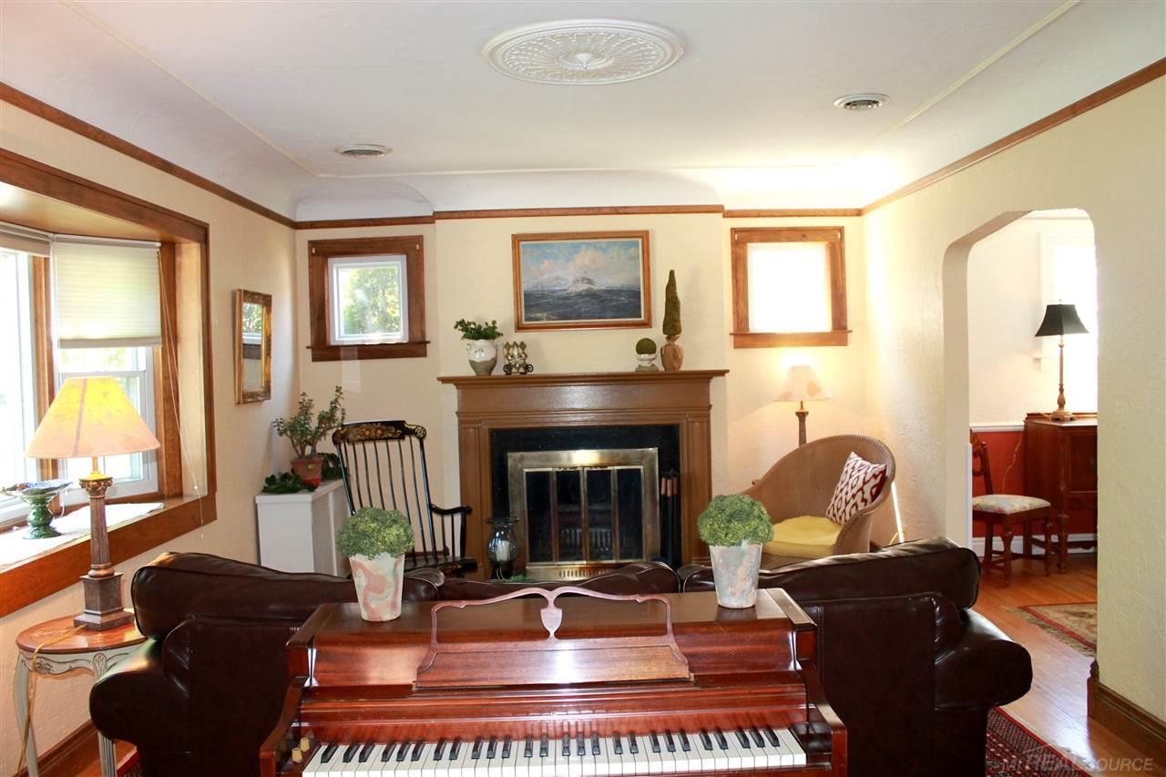 755 Lincoln Road Grosse Pointe, MI 48230 - Photo 6 of 43 31307447-5.JPG