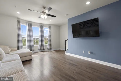 $420,000 | 11279 St Luke Drive, White Plains, MD 20695