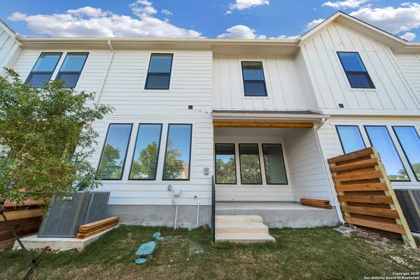 $2,209 | 13612 Giovannis Garden, San Antonio, TX 78253