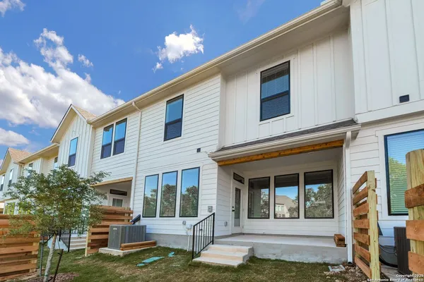 $2,209 | 13612 Giovannis Garden, San Antonio, TX 78253
