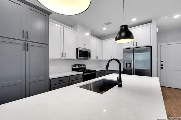 $2,209 | 13612 Giovannis Garden, San Antonio, TX 78253
