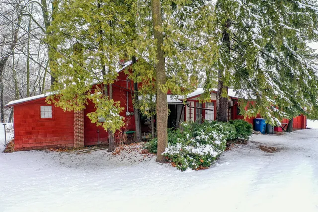 $325,000 | 10 Embrey Court, Appleton, WI 54915