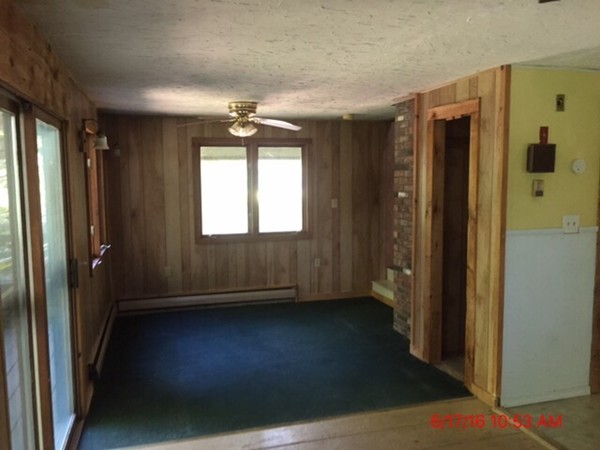 53 Redstone Hill Road Sterling, MA 01564 - Photo 8 of 10 Gallery Image 8