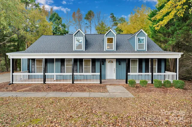 $550,000 | 8343 Norcroft Drive, Charlotte, NC 28269