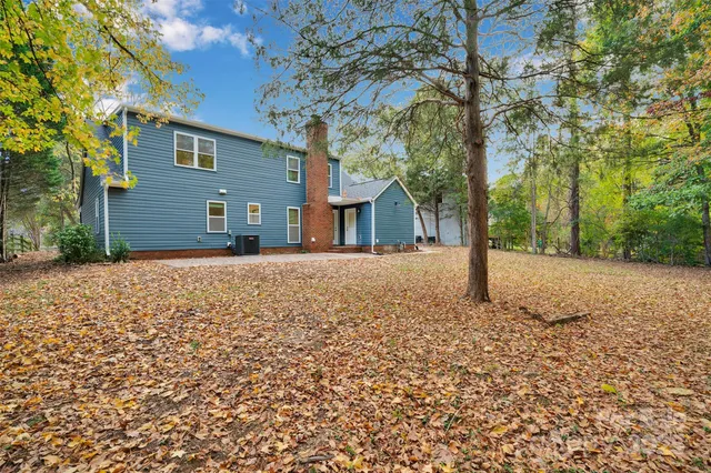 $550,000 | 8343 Norcroft Drive, Charlotte, NC 28269