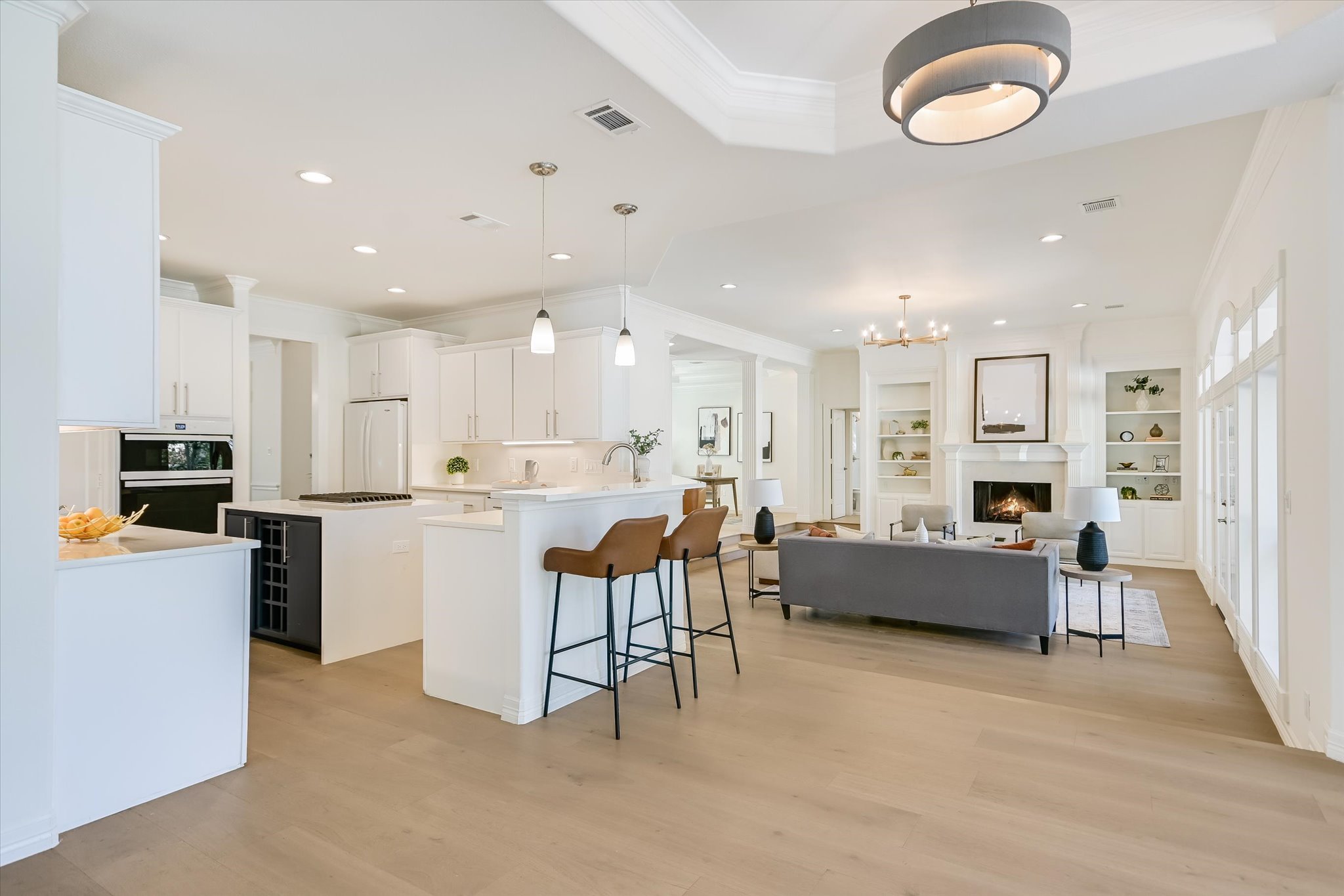 1208 Verdant Way Austin, TX 78746 - Photo 11 of 39