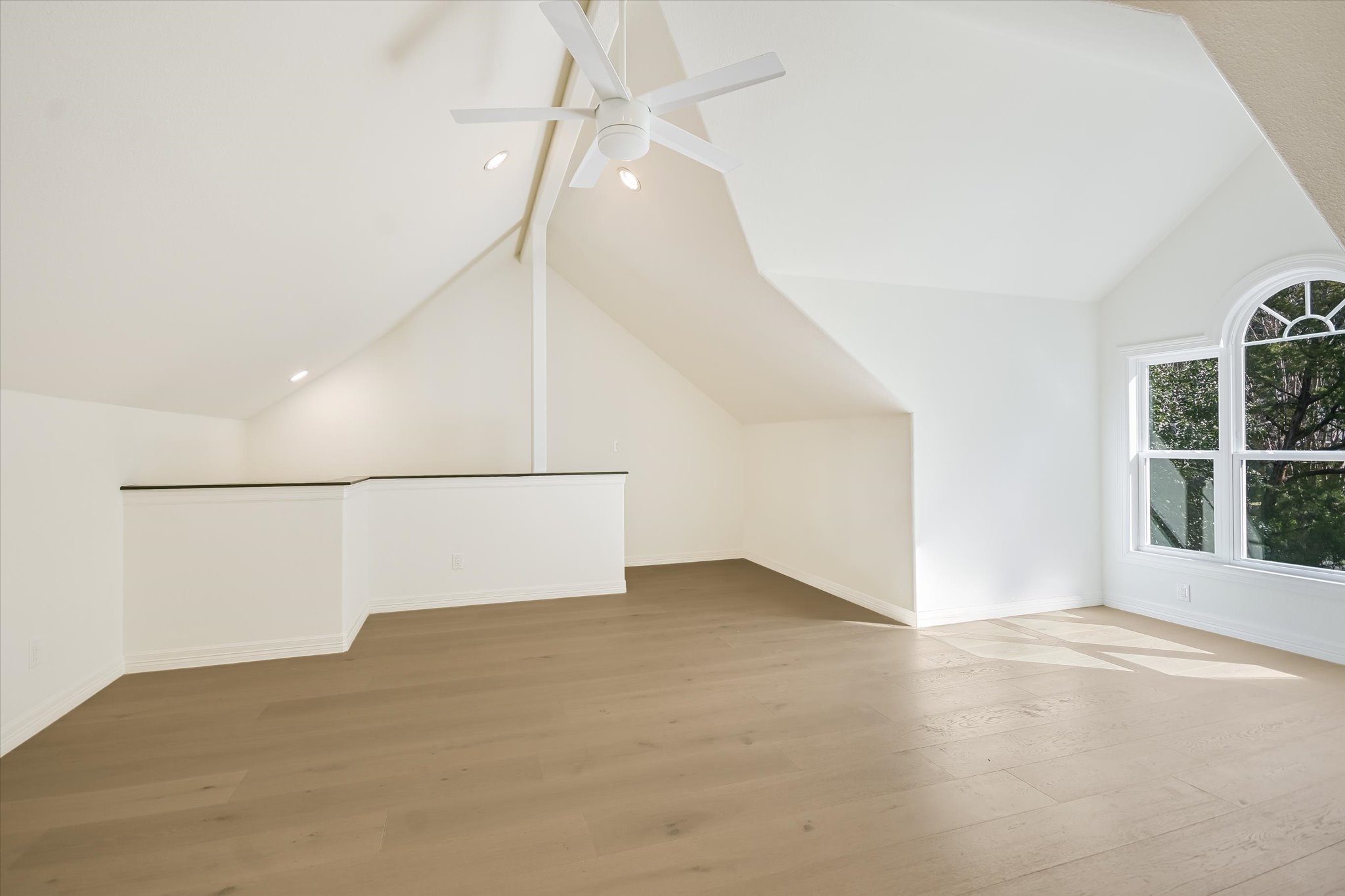 1208 Verdant Way Austin, TX 78746 - Photo 19 of 39