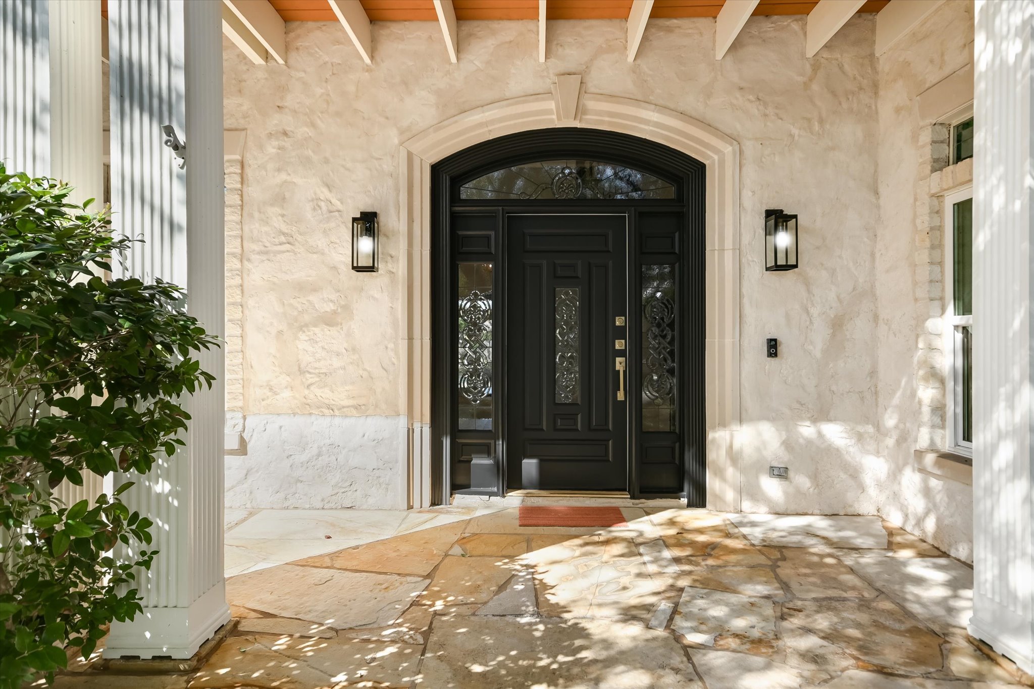 1208 Verdant Way Austin, TX 78746 - Photo 3 of 39