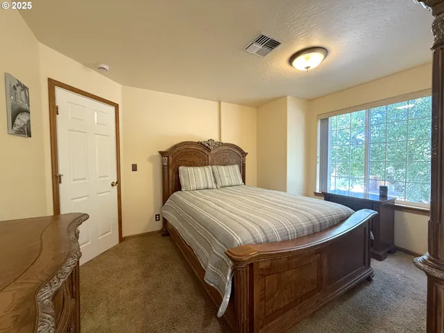 $499,000 | 110 Calumet Avenue, Eugene, OR 97404