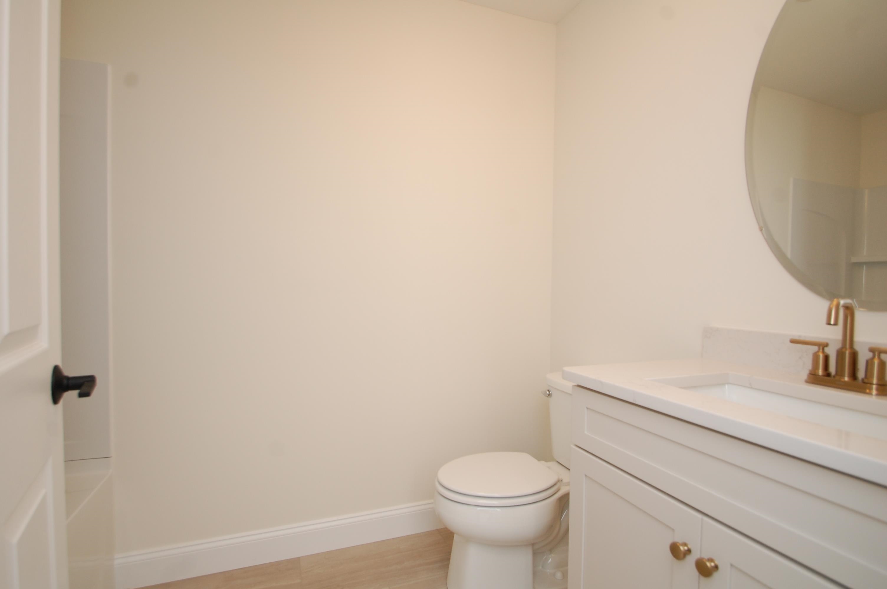 2 A Dearborn Circle Goffstown, NH 03045 - Photo 15 of 20