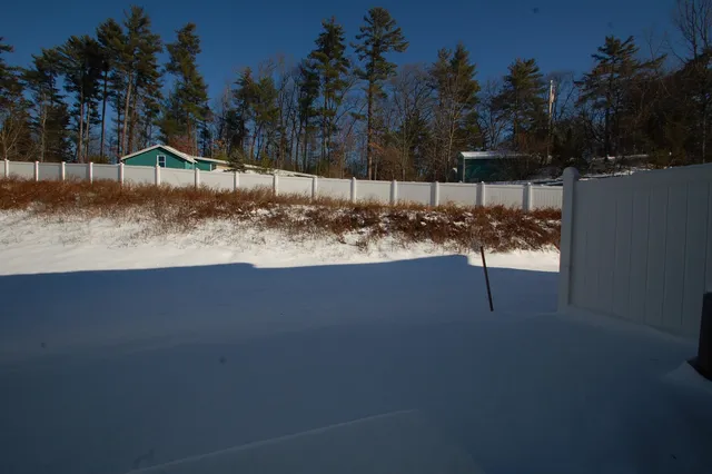 $565,000 | 2 A Dearborn Circle, Goffstown, NH 03045