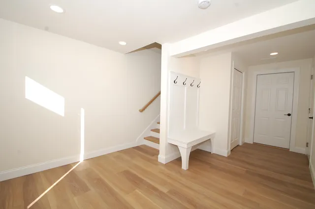 $565,000 | 2 A Dearborn Circle, Goffstown, NH 03045