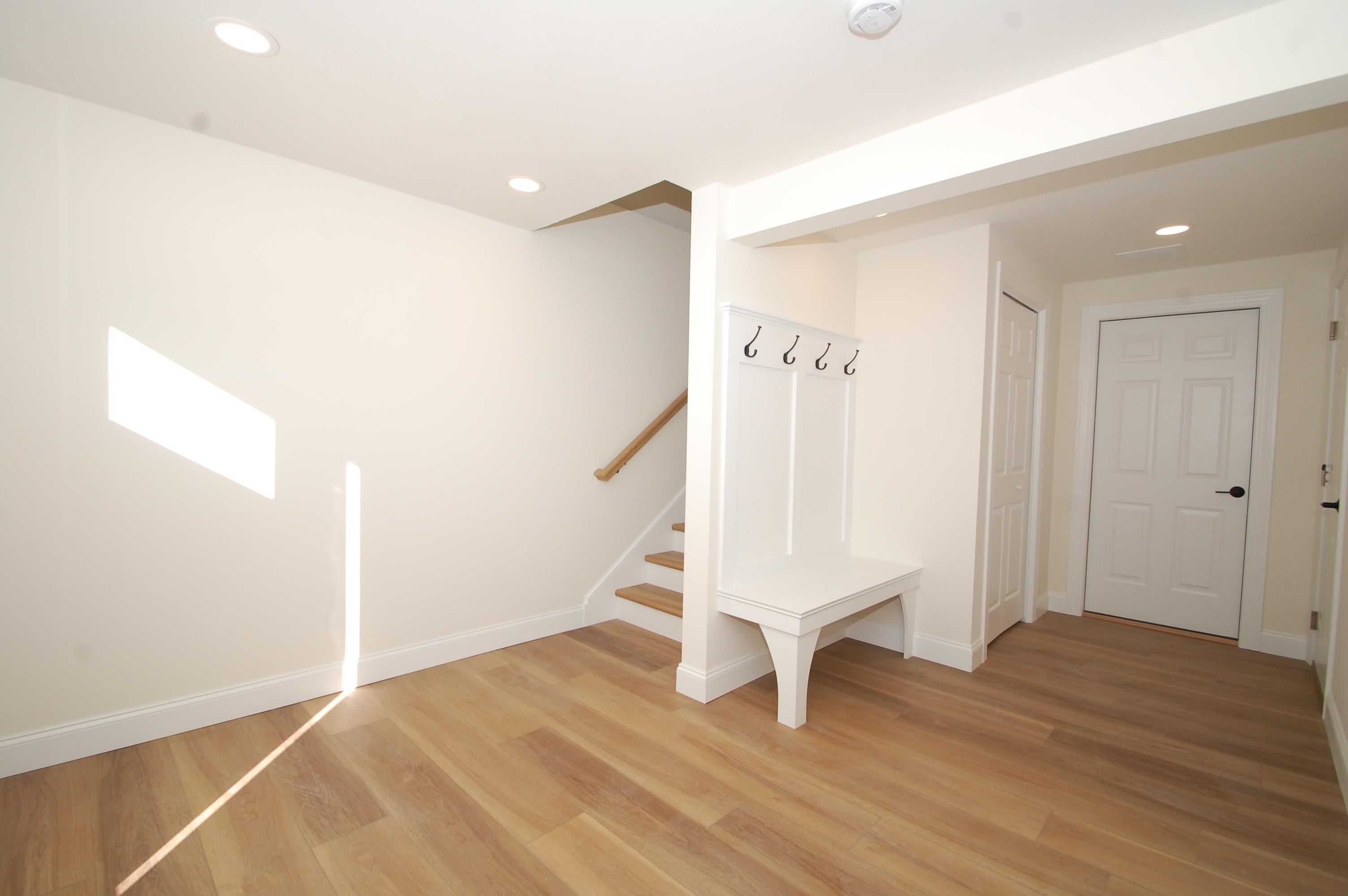 2 A Dearborn Circle Goffstown, NH 03045 - Photo 7 of 20