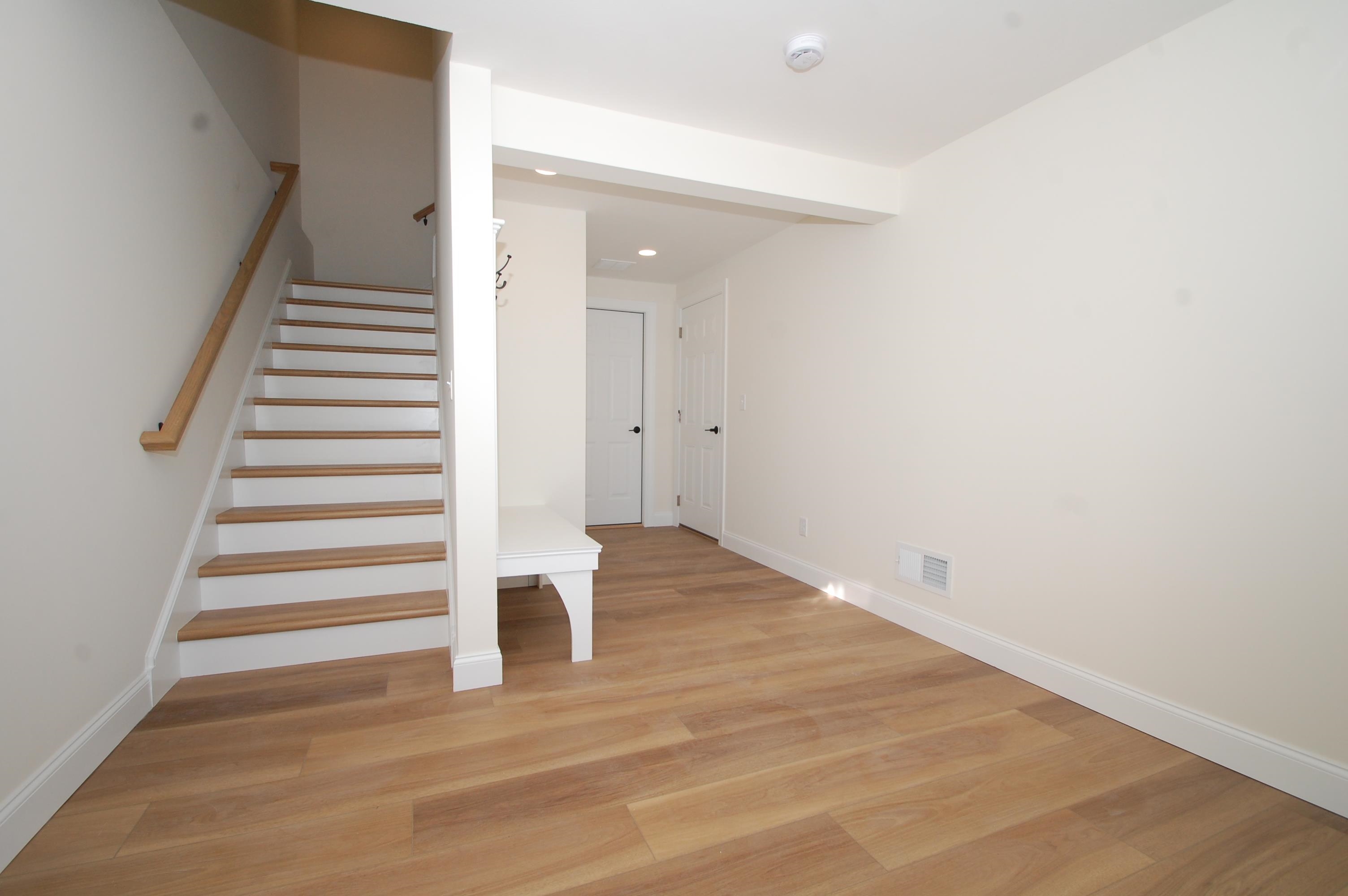 2 A Dearborn Circle Goffstown, NH 03045 - Photo 8 of 20