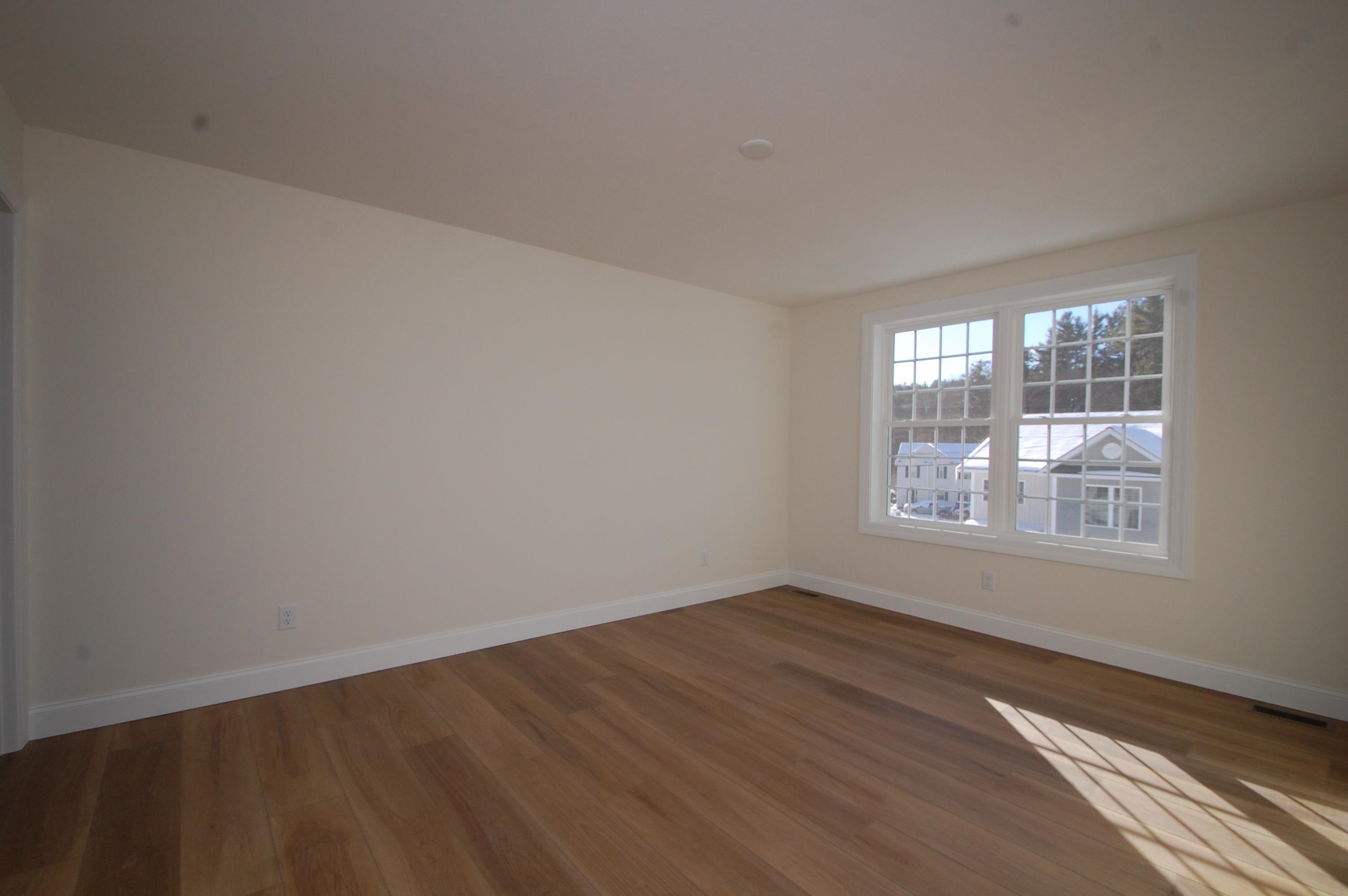 2 A Dearborn Circle Goffstown, NH 03045 - Photo 10 of 20