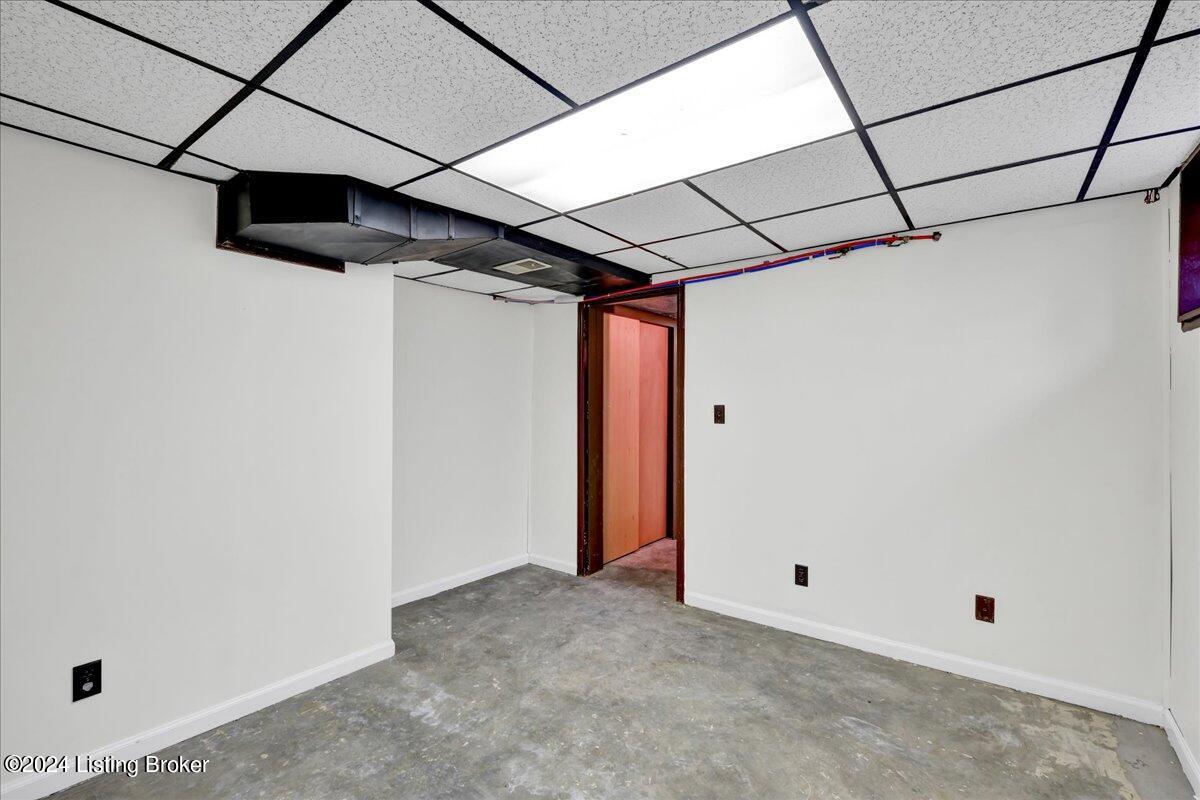 4015 Alton Road Louisville, KY 40207 - Photo 34 of 48 Basement Office
