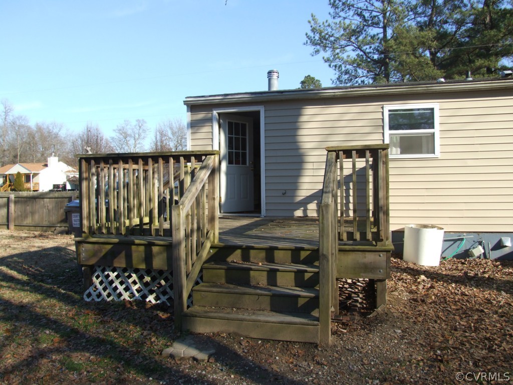 1010 Riverside Drive Lanexa, VA 23089 - Photo 4 of 14 Gallery Image 4