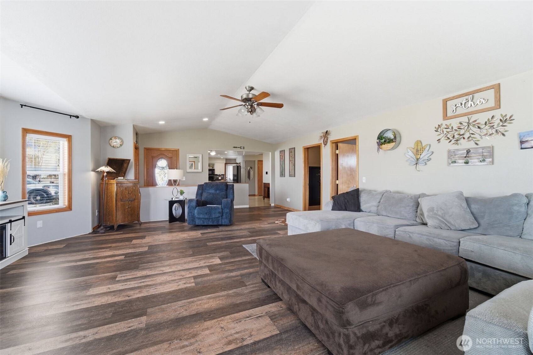 5603 Hamilton Road Benton City, WA 99320 - Photo 5 of 36 Gallery Image 5