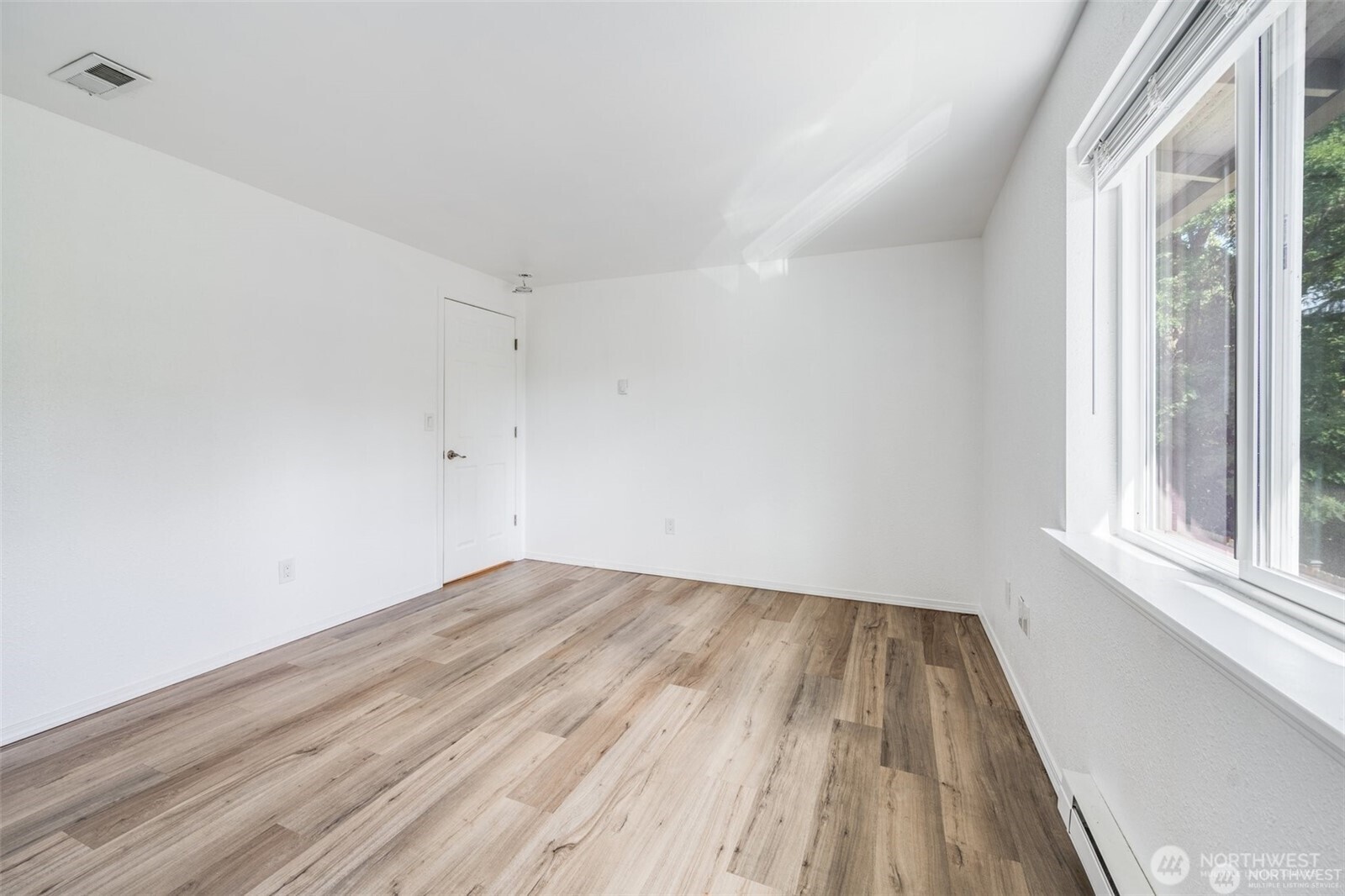 105 96th Street East Tacoma, WA 98445 - Photo 26 of 40 wooden floor in a empty room