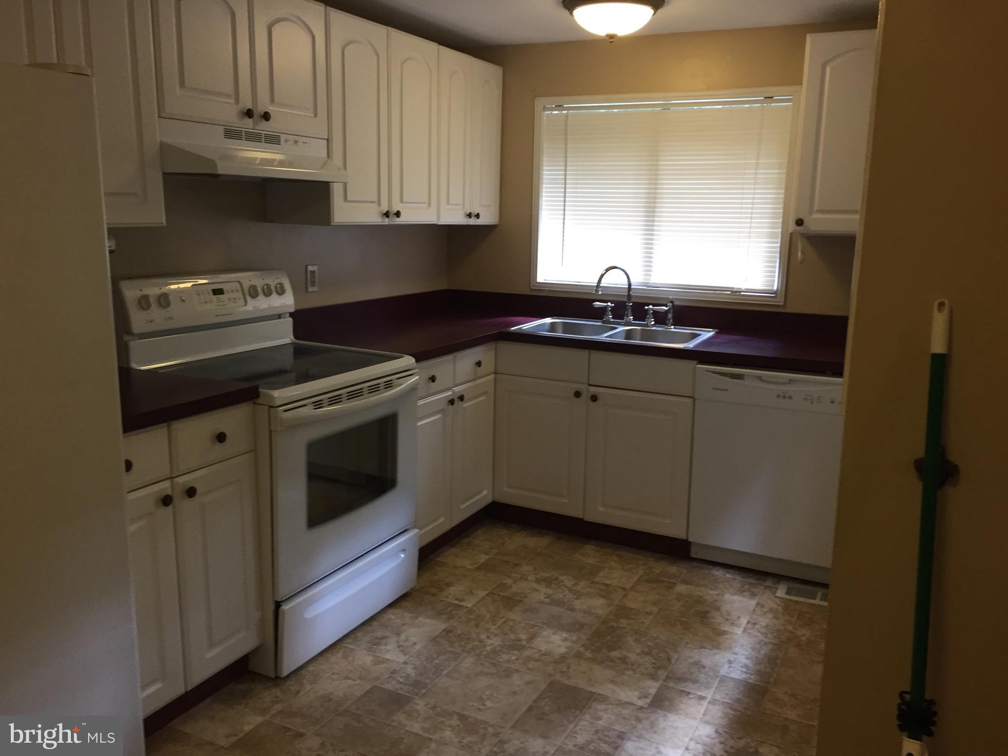 607 Nancy Jack Road Gerrardstown, WV 25420 - Photo 7 of 22 Kitchen