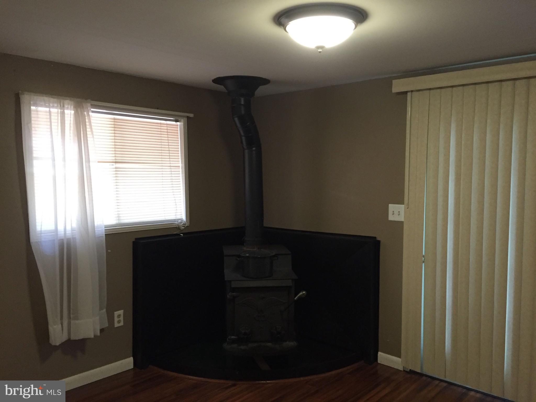 607 Nancy Jack Road Gerrardstown, WV 25420 - Photo 10 of 22 Living Room