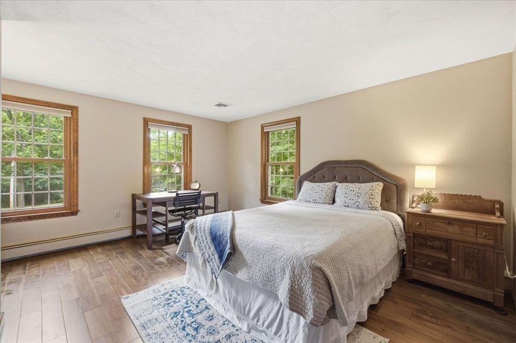 36 Wagon Road Walpole, MA 02081 - Photo 21 of 42