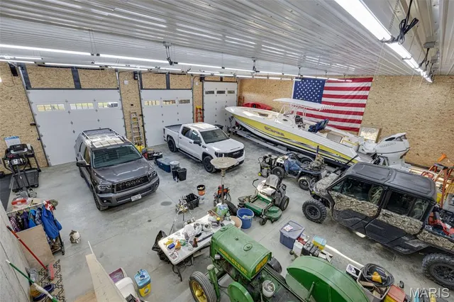 $3,600,000 | 2168 Pendleton Road, Farmington, MO 63640