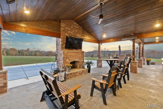 $3,600,000 | 2168 Pendleton Road, Farmington, MO 63640