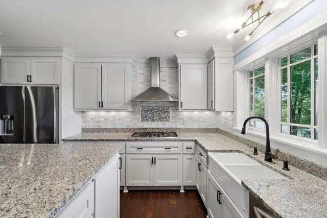 $1,495,000 | 17209 Grays Bay Boulevard, Wayzata, MN 55391