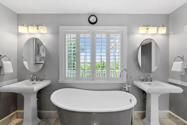 $1,495,000 | 17209 Grays Bay Boulevard, Wayzata, MN 55391