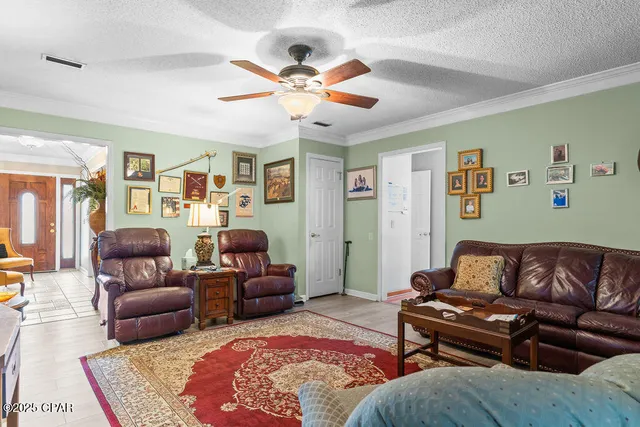 $359,900 | 5381 College Drive, Graceville, FL 32440