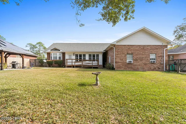 $359,900 | 5381 College Drive, Graceville, FL 32440