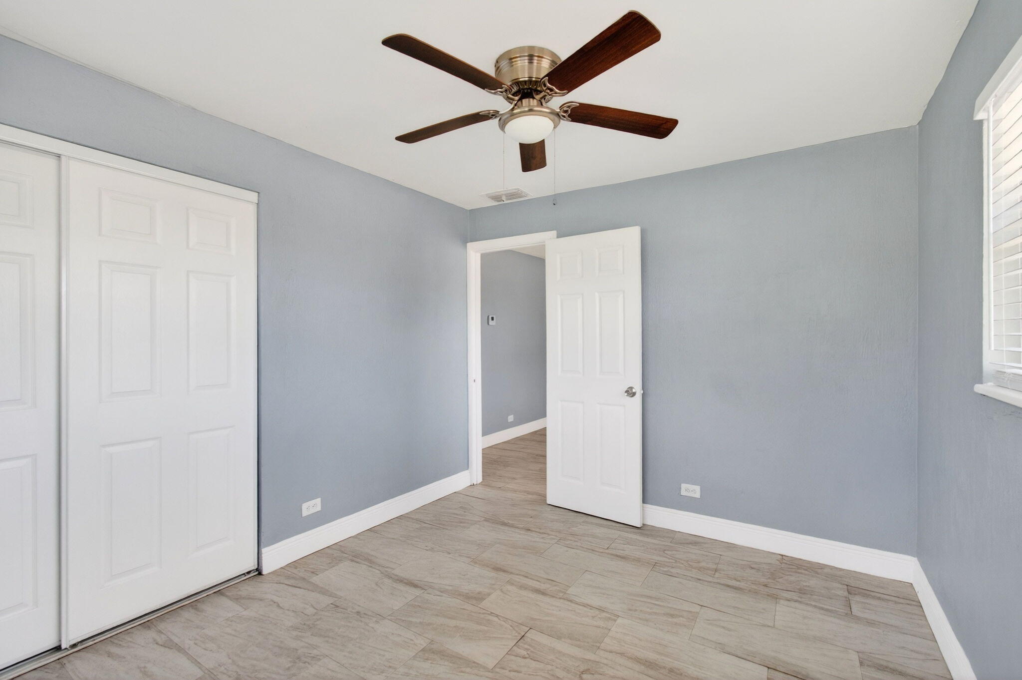 240 Southwest 15th Avenue, Unit 242 Delray Beach, FL 33444 - Photo 13 of 22 28-web-or-mls-DSC_5639