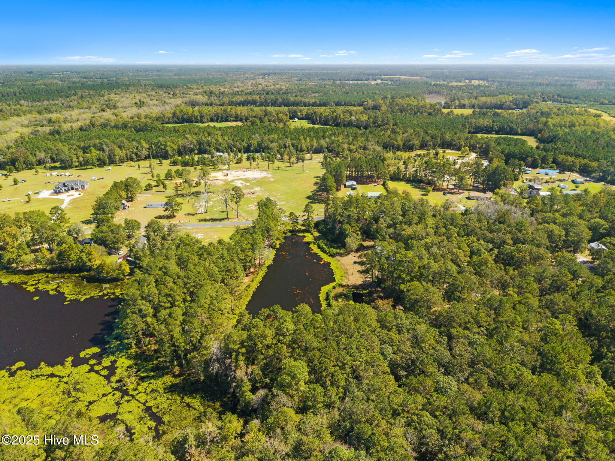 245 Spivey Road Tabor City, NC 28463 - Photo 25 of 33 23-web-or-mls-CamMediaLLC.com (5 of 26)