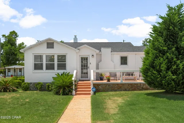 $425,000 | 221 North Cove Boulevard, Panama City, FL 32401