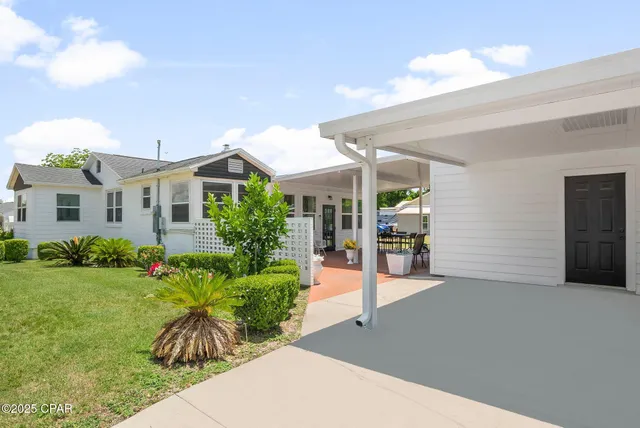 $425,000 | 221 North Cove Boulevard, Panama City, FL 32401