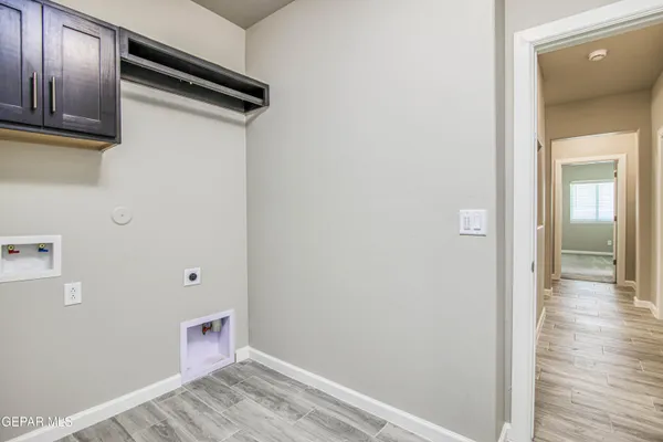 $346,450 | 6050 Tin Hl Street, Santa Teresa, NM 88008