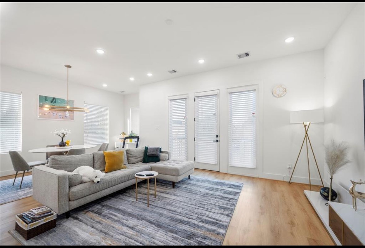 2902 Rosalie Street Houston, TX 77004 - Photo 3 of 16