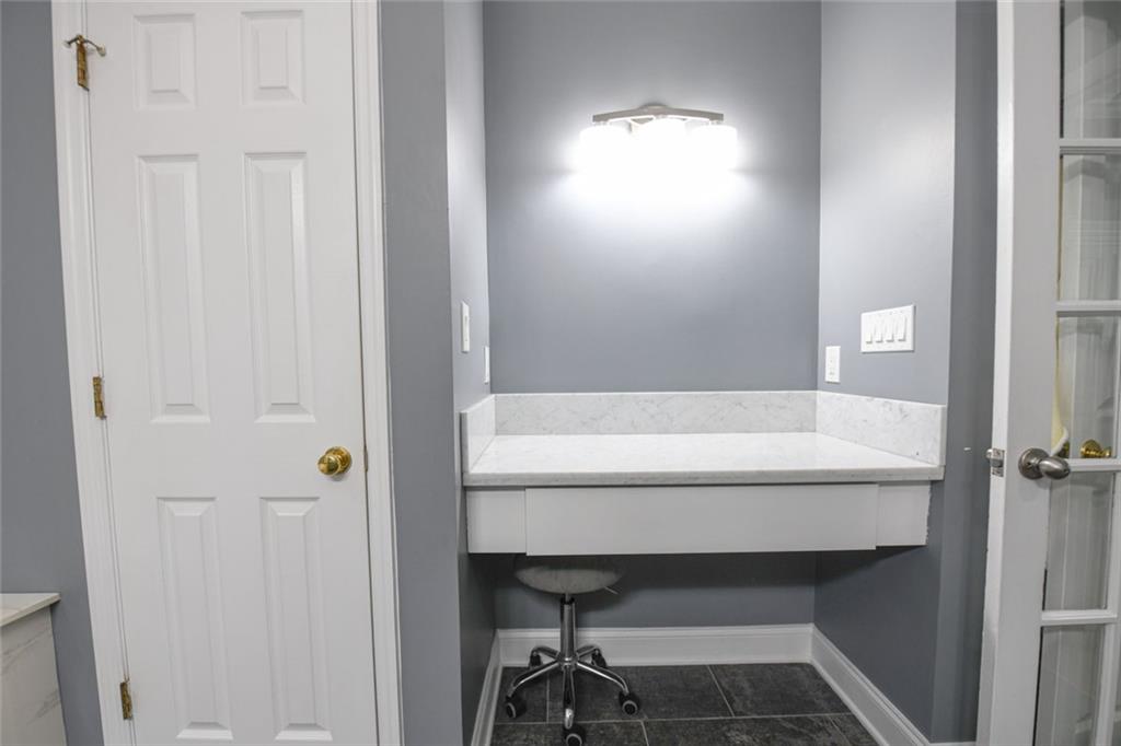 304 Bridle Path Marietta, GA 30068 - Photo 18 of 33